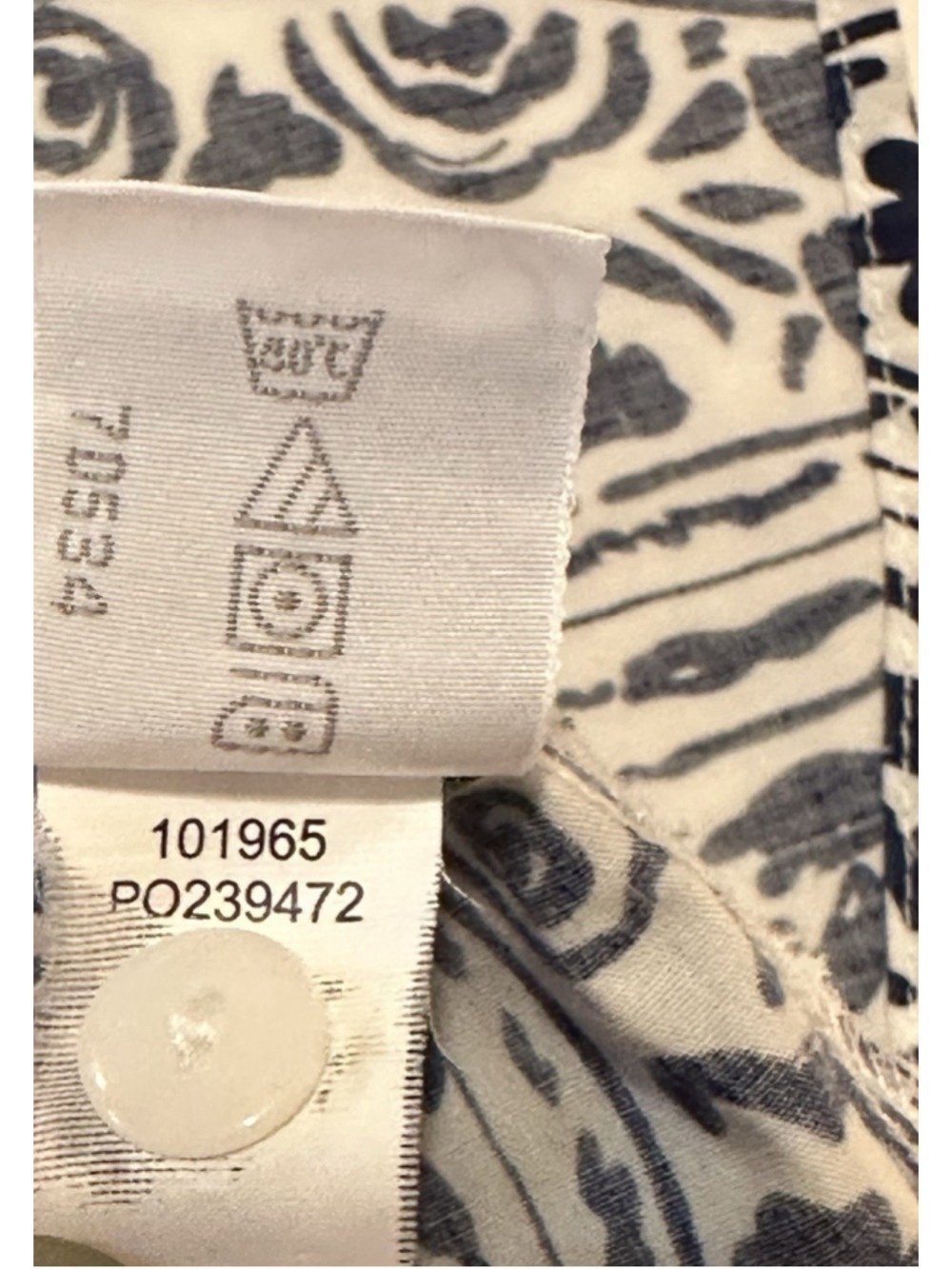 Foxcroft Chic Button-down Blouse Womens 14 Blue White Eclectic Floral Art Summer - Picture 10 of 17